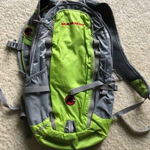 New condition Mammut light back pack